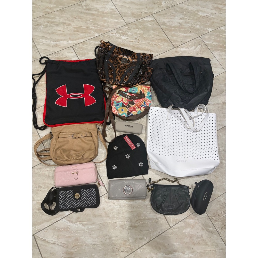 Michael Kors, Kate Spade, Fossil Purse & Wallet 30 Pieces Wholesale Reseller Box - Picture 5 of 10